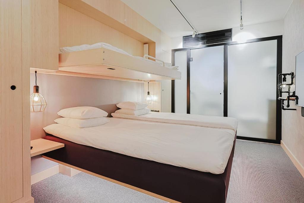 Hotel With Urban Deli Stockholm Exterior photo